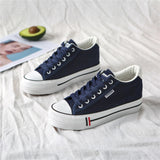 Stílusos női vászon sneaker lapos talppal - Leonie
