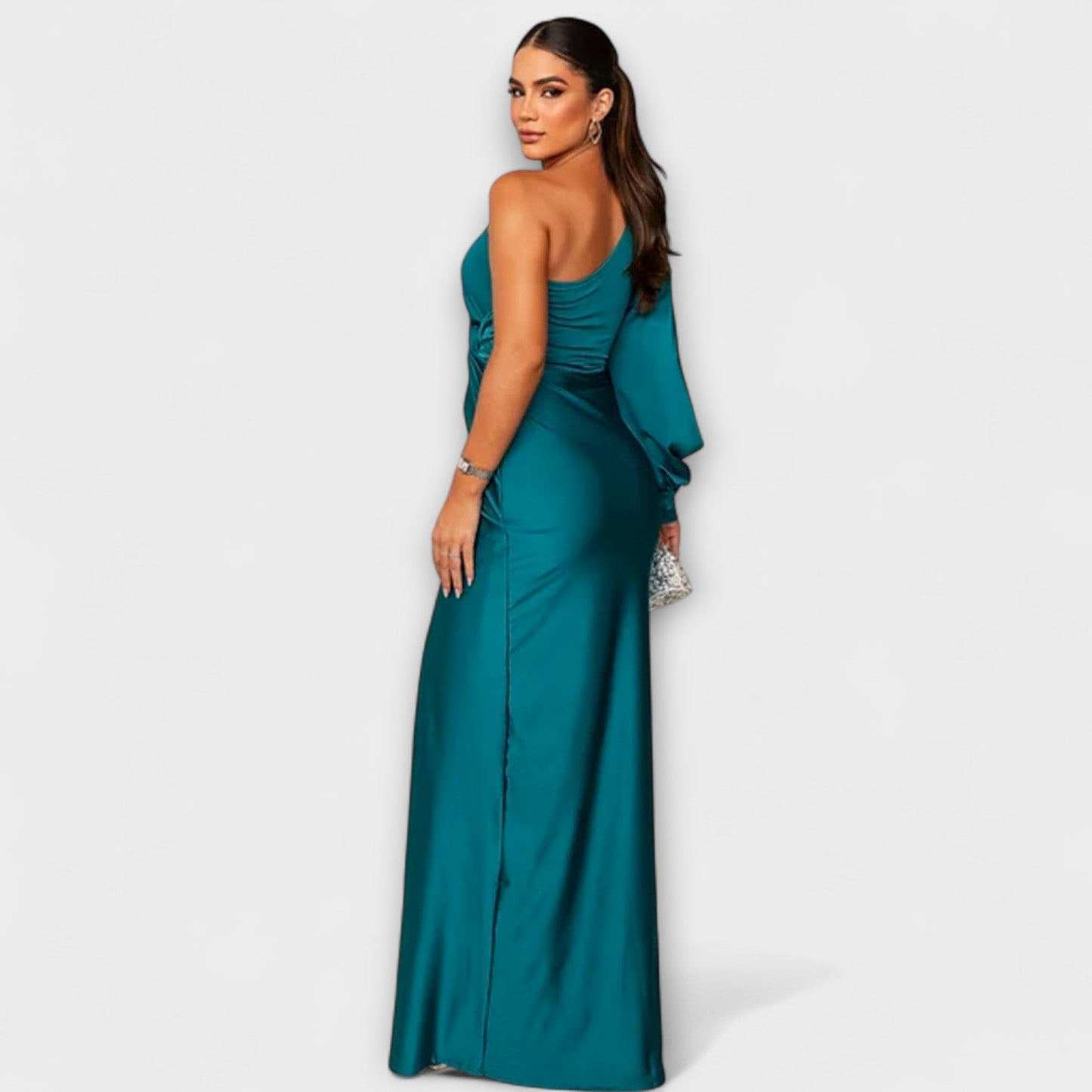 Juli - Elegáns Ruha Kifinomultsággal