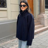 Sheena Cabon Court Femme – Meleg és Modern Téli Dzseki Magas Gallérral és Minimalista Dizájnnal
