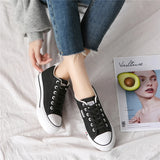 Stílusos női vászon sneaker lapos talppal - Leonie