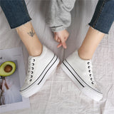 Stílusos női vászon sneaker lapos talppal - Leonie