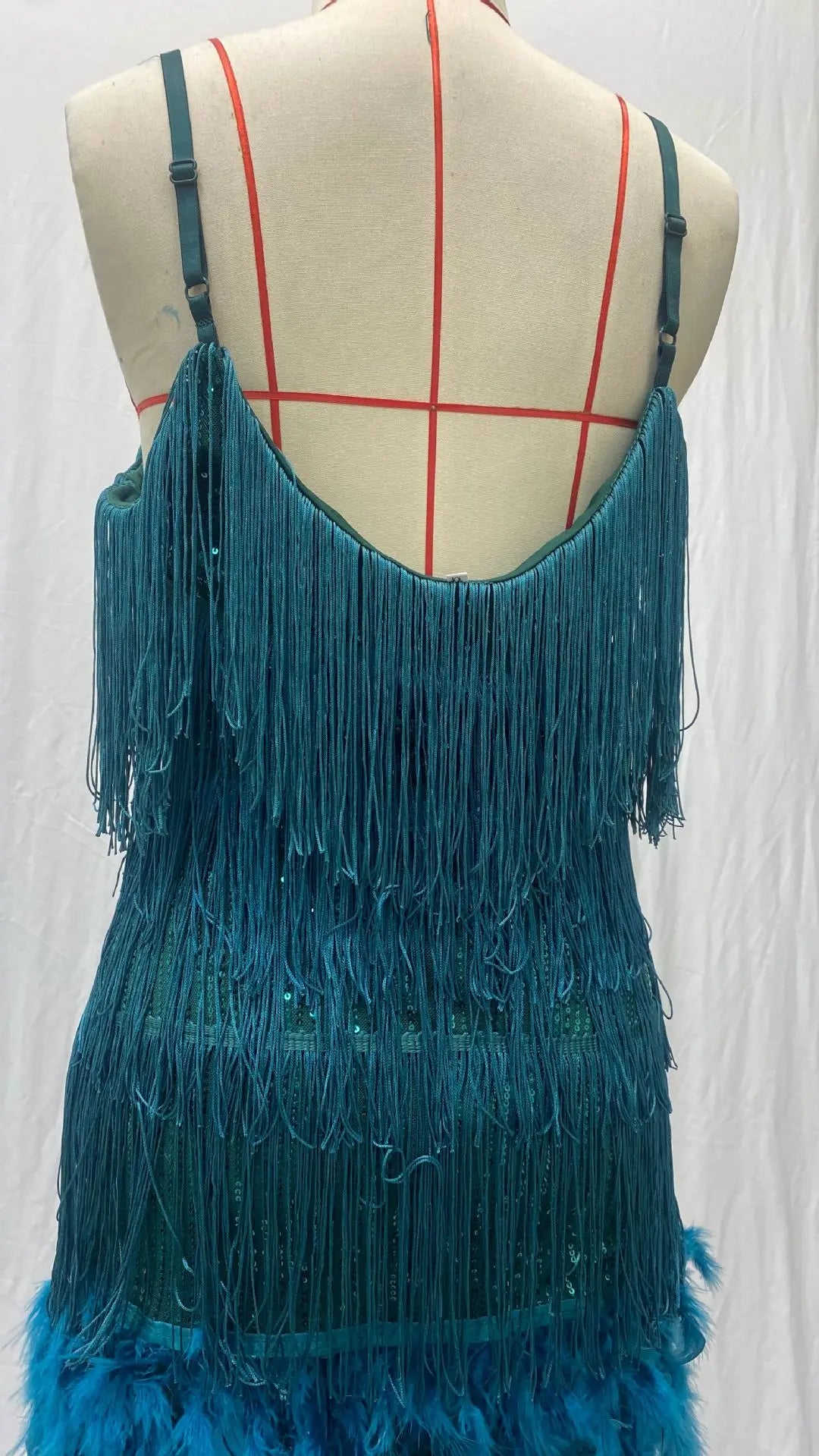 2024 Fashionable Multi-Color Fringed Sequins Tank Top Sexy V-Neck Gown Dress For Birthday Party With Feather Splice Design