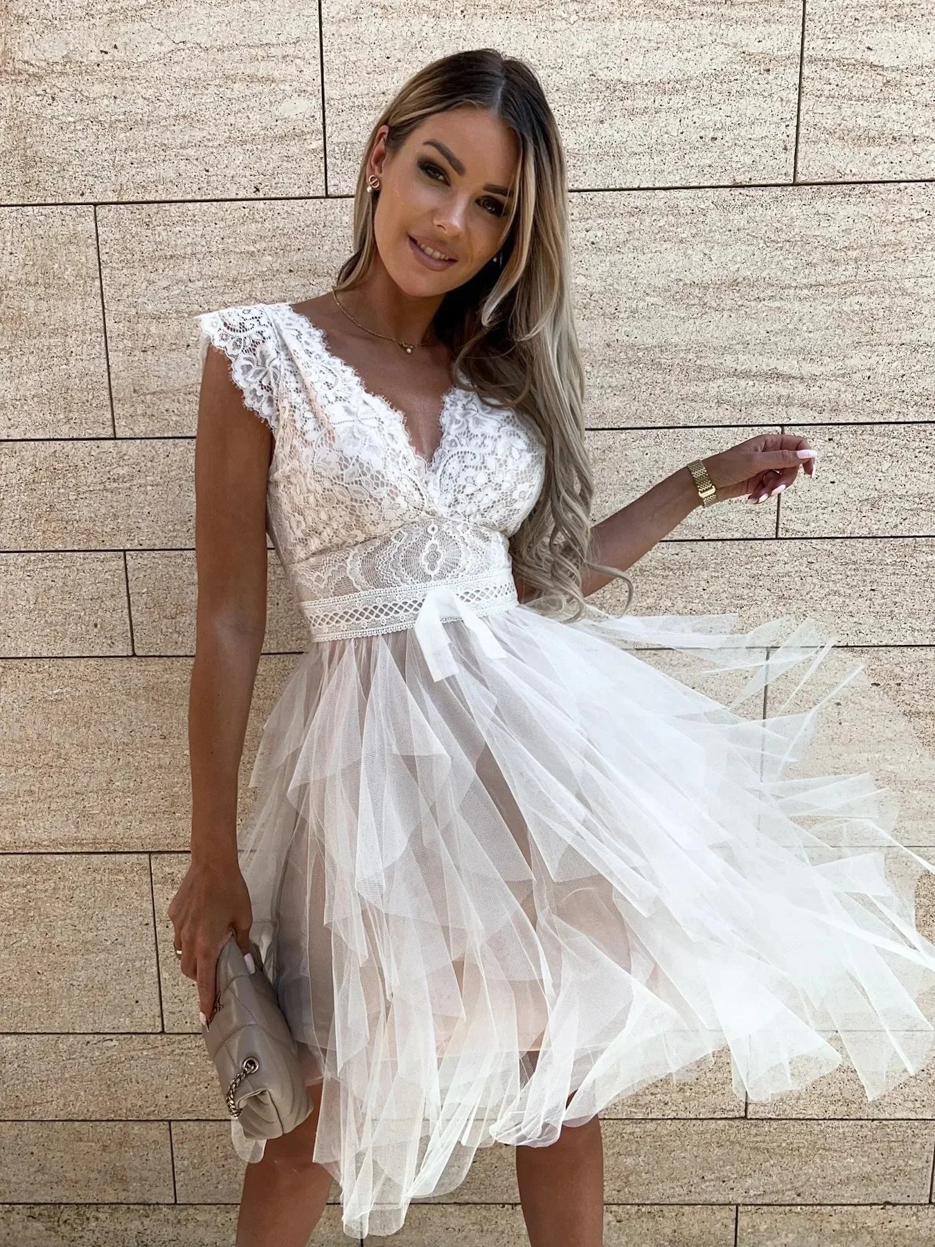 Women Party Long Dress Autumn Winter White Sexy Lace Dress V Neck Backless Lace Up Bodycon Dresses Vestidos Verano