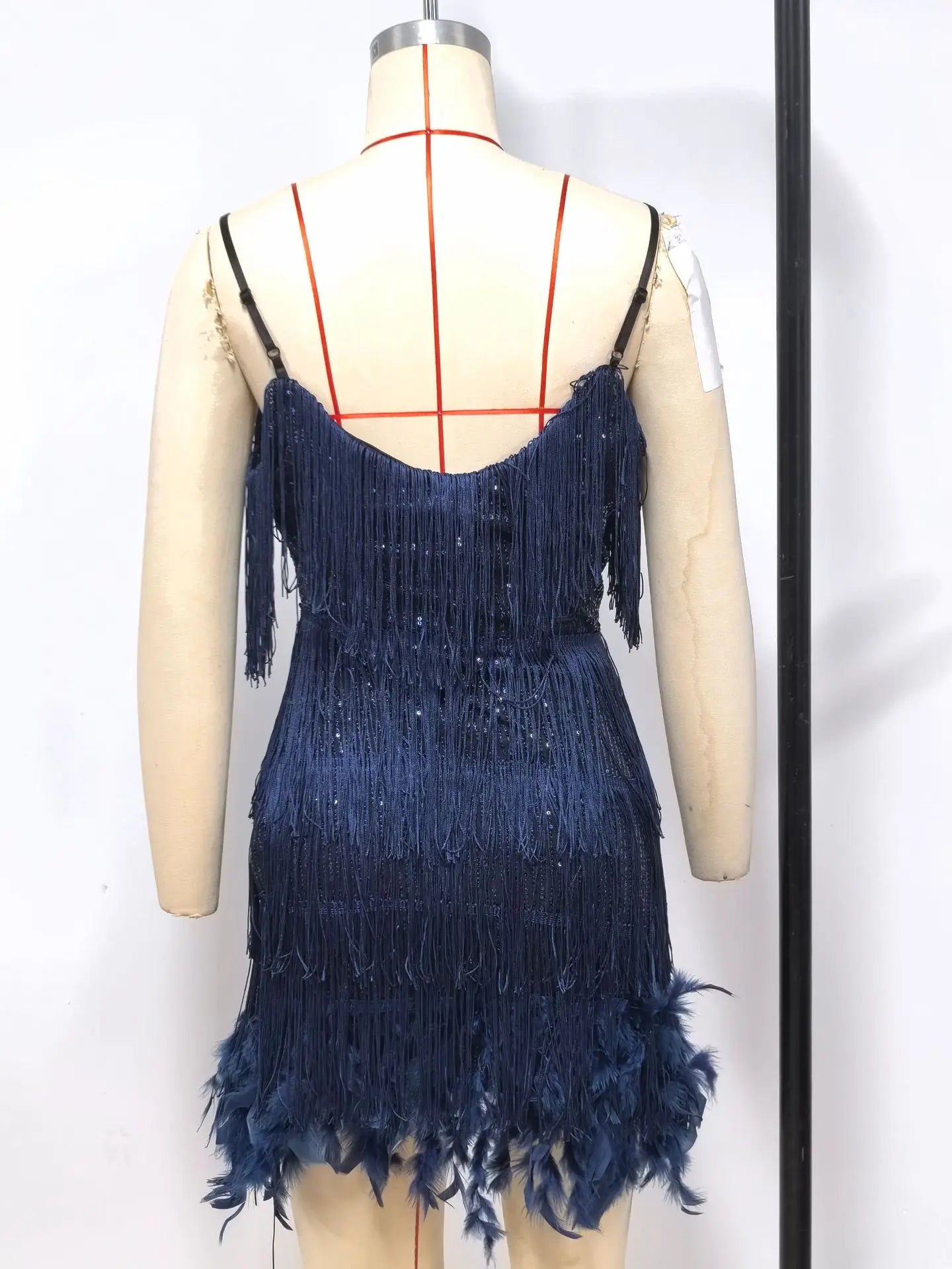 2024 Fashionable Multi-Color Fringed Sequins Tank Top Sexy V-Neck Gown Dress For Birthday Party With Feather Splice Design