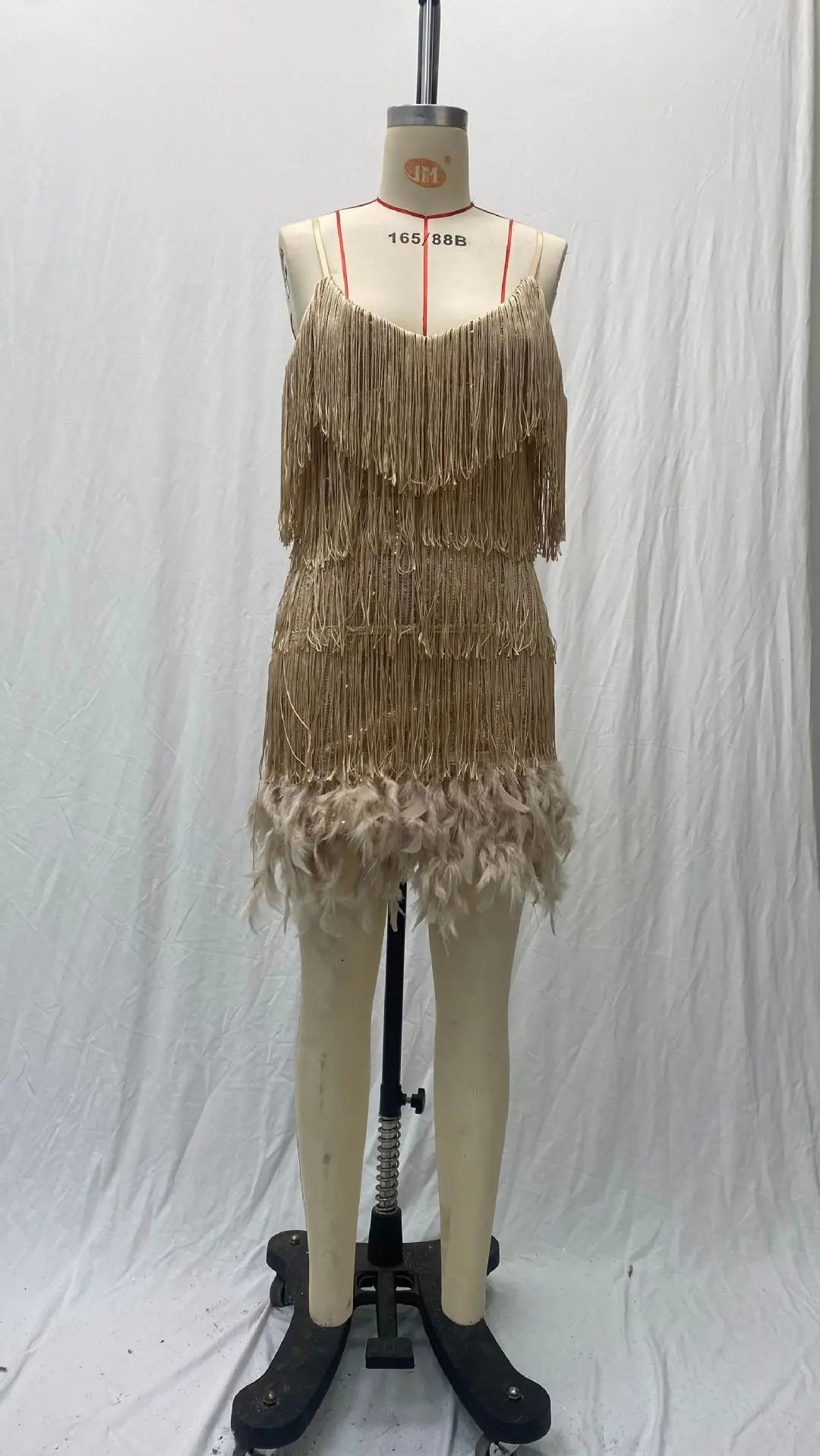 2024 Fashionable Multi-Color Fringed Sequins Tank Top Sexy V-Neck Gown Dress For Birthday Party With Feather Splice Design