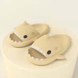 Trendy SoftSteps Sharkies Papucs – Puha, Párnázott