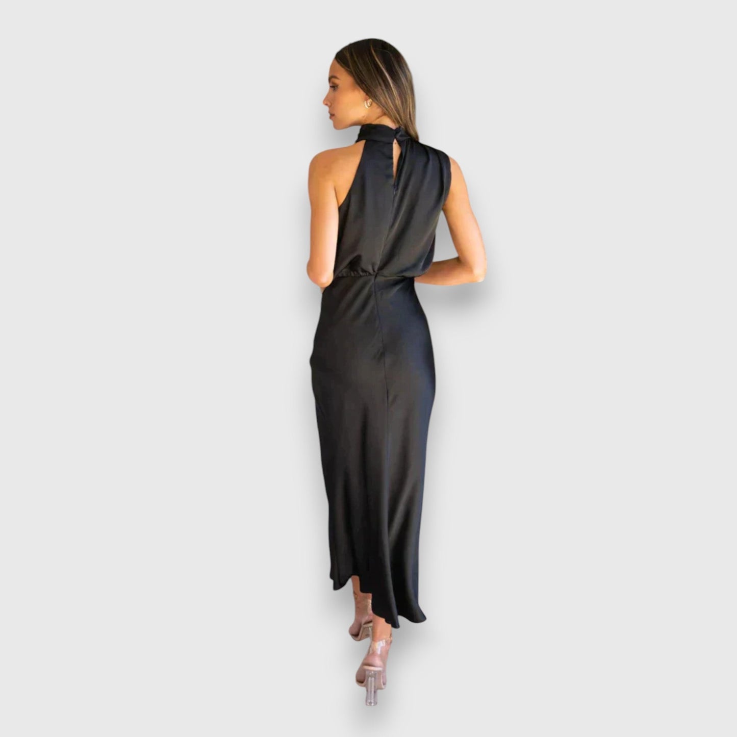 Zenaida - Elegáns Ruha Nőies Hangulattal