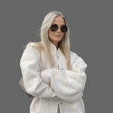 Leia női bouclé blúzon – puha textúrájú, minimalista dizájnú oversize dzseki